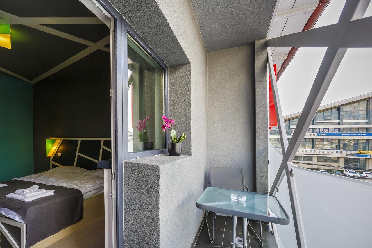 Net Hotel Piteşti Exterior foto