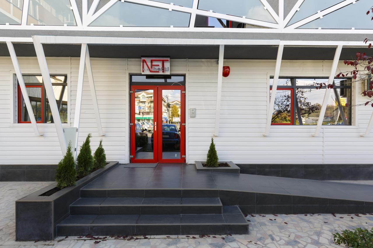 Net Hotel Piteşti Exterior foto